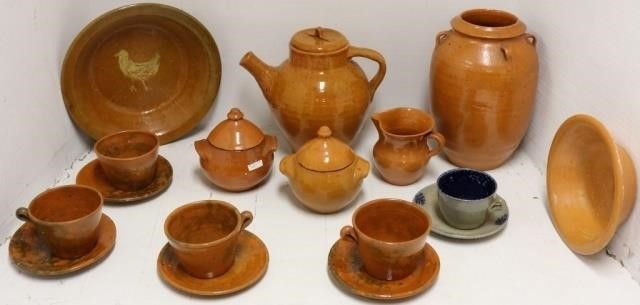 17 PIECES OF JUGTOWN POTTERY TO