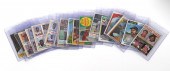 17 VINTAGE BASEBALL CARDS AARO