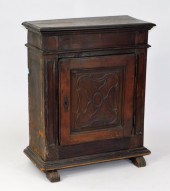 17C ENGLISH JACOBEAN OAK SMALL
