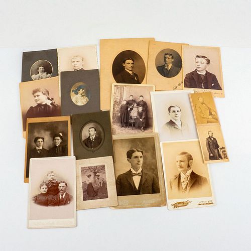 17PC ANTIQUE & VINTAGE PORTRAIT AND