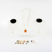 17PC ASSORTED GROUPING OF VINT