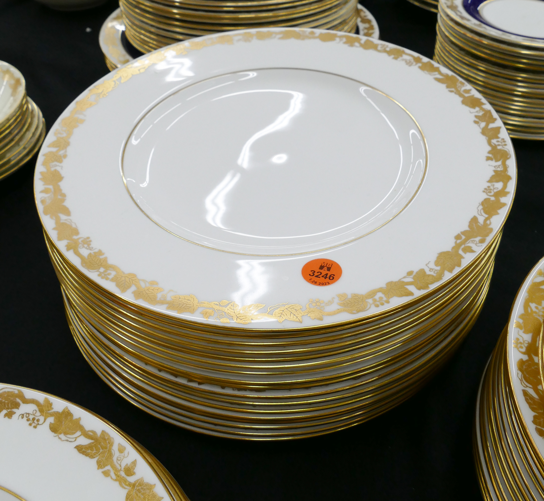 17pc Wedgwood Whitehall (White Rim)
