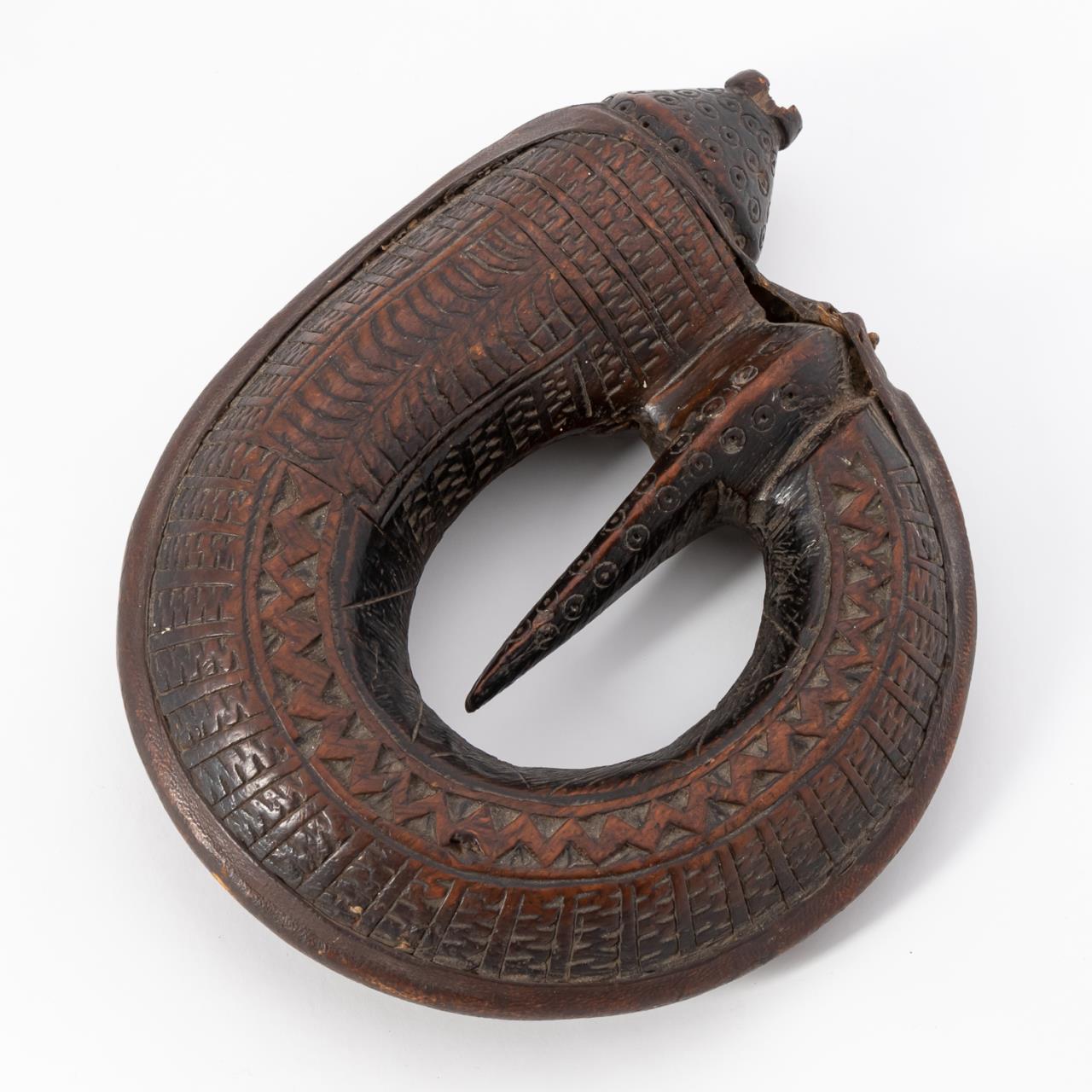 17TH / 18TH C. WOOD SERPENT FORM