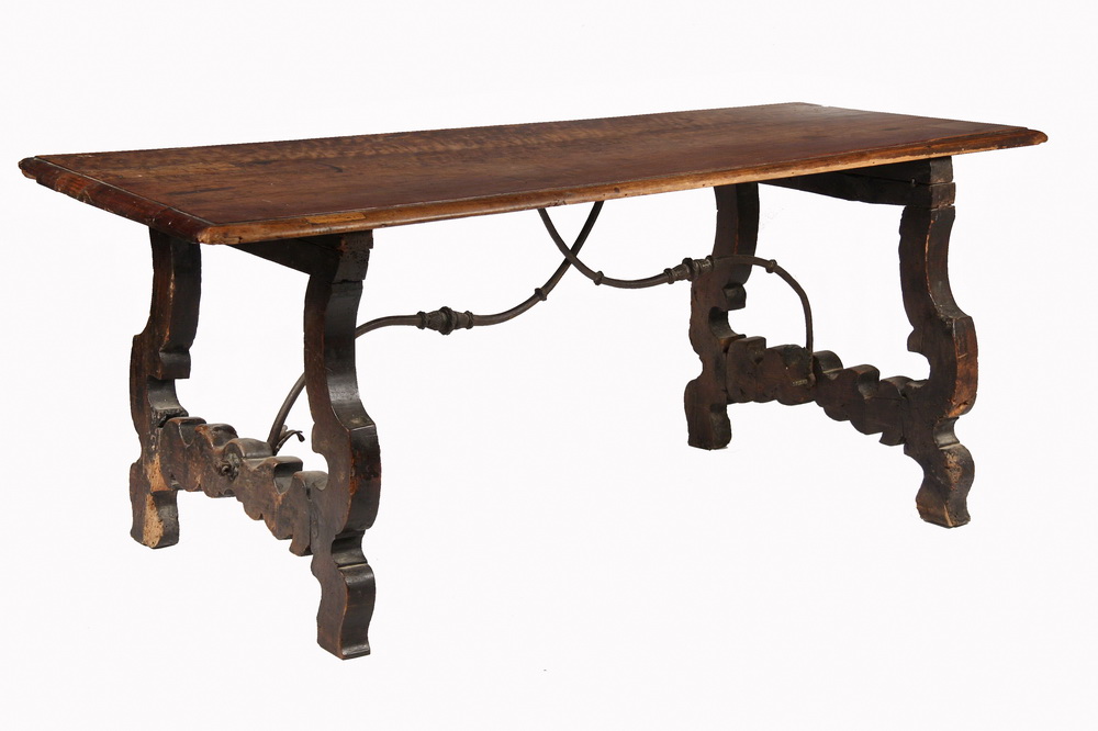 17TH C ITALIAN REFECTORY TABLE -