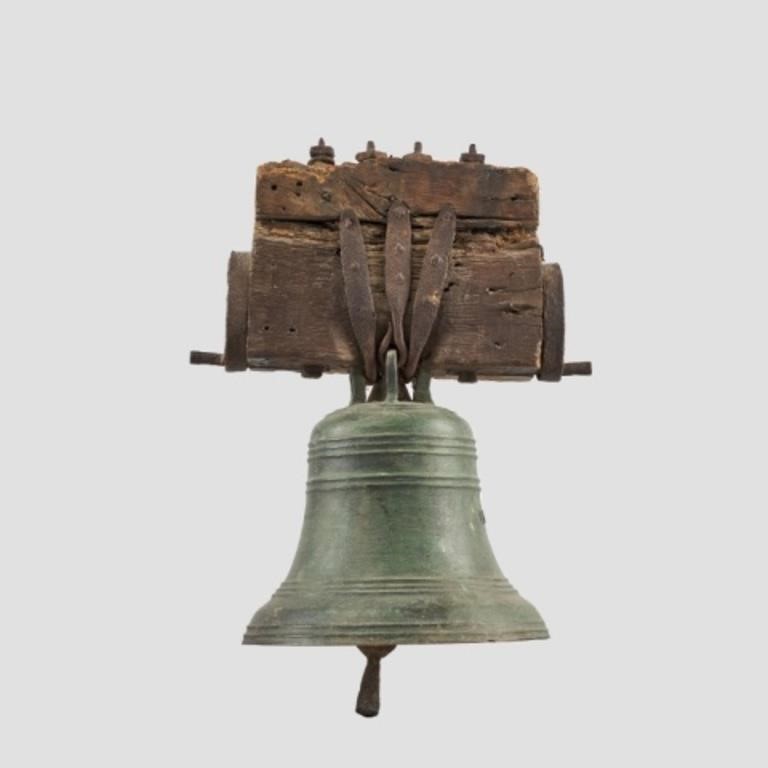 17TH CENTURY BRONZE BELL &