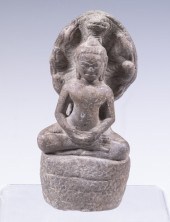 17TH TRAVELER'S STONE ENTHRONE