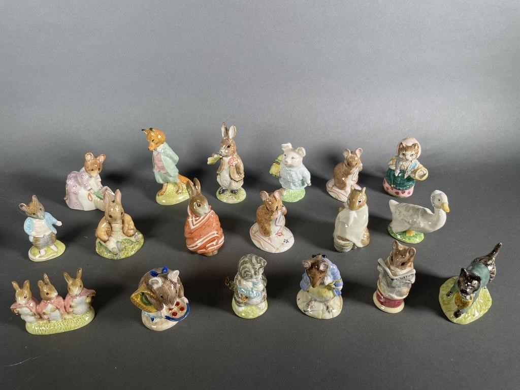 18 FIGURINES ROYAL DOULTON AND
