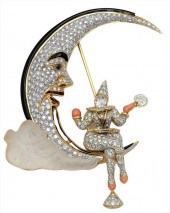 18 KARAT GOLD BROOCH, CRESCENT