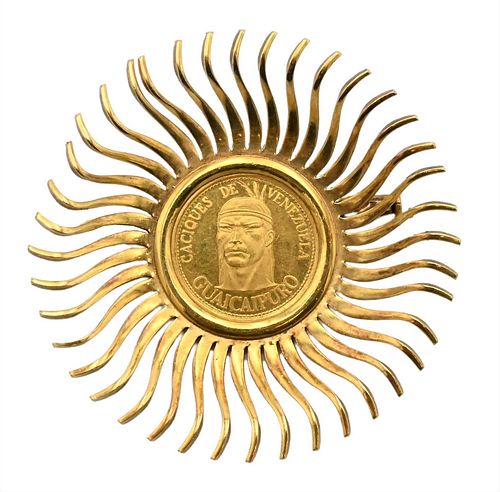 18 KARAT GOLD BROOCH, MOUNTED