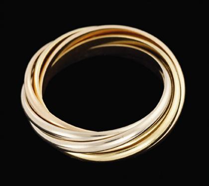 18 karat gold seven band tricolor