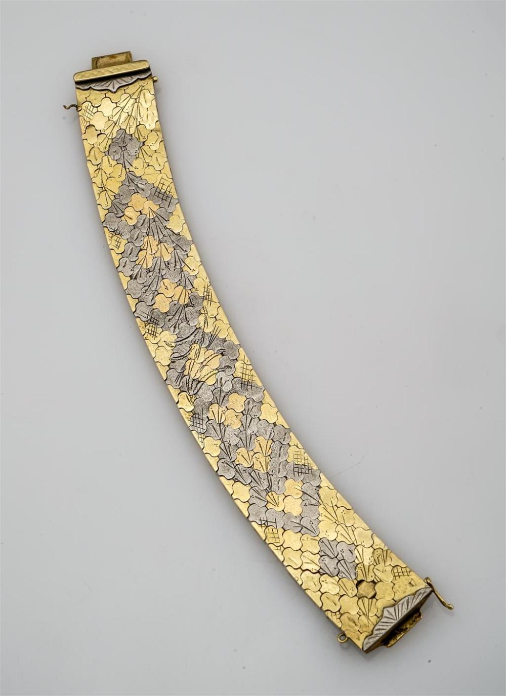 18-KARAT TRI-COLOR GOLD