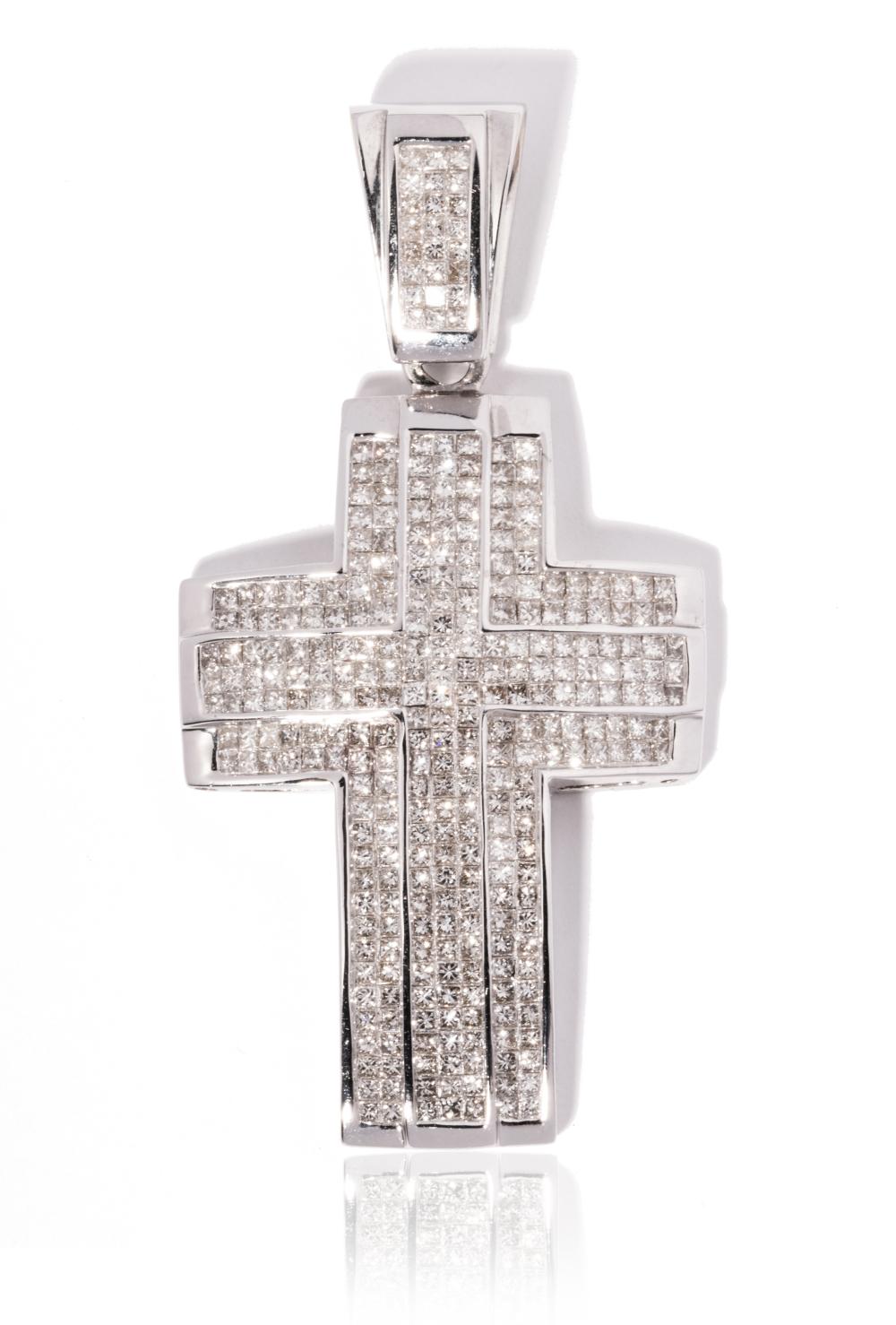 18 KARAT WHITE GOLD AND DIAMOND