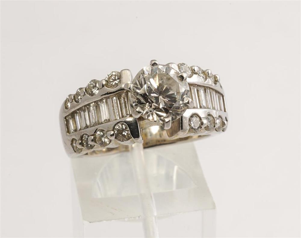 18-KARAT WHITE-GOLD AND DIAMOND