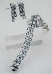 18-KARAT WHITE-GOLD, AQUAMARIN