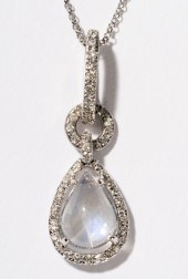 18 KARAT WHITE GOLD, DIAMOND A