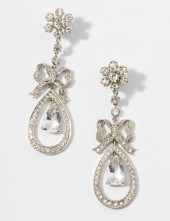 18 KARAT WHITE GOLD, DIAMOND A