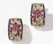 18 KARAT WHITE GOLD GEM-SET EA