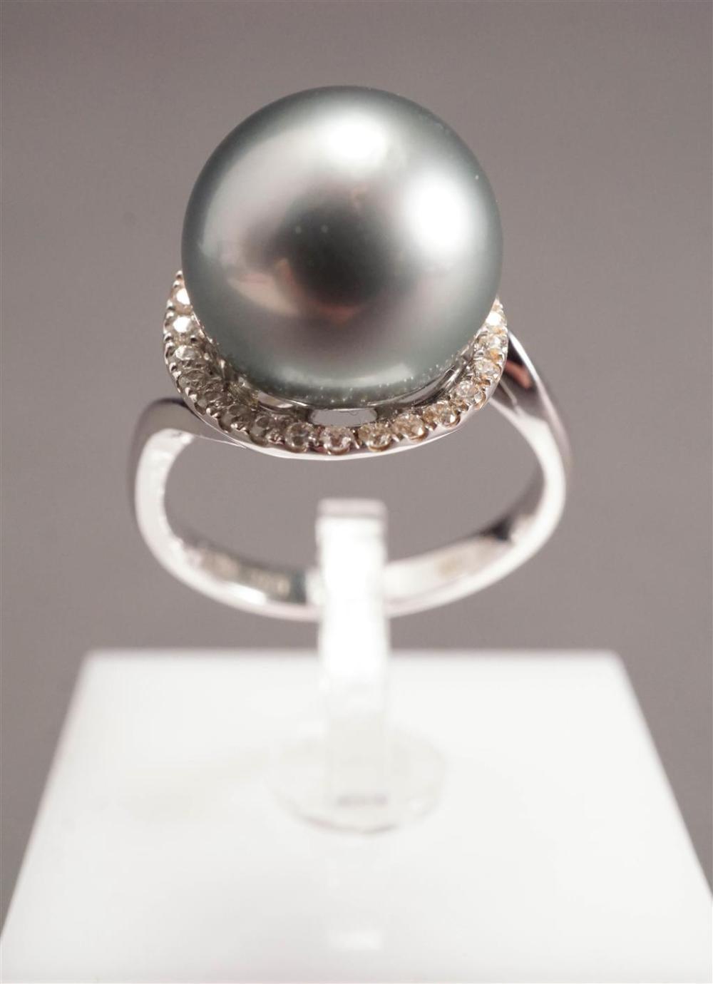18-KARAT WHITE-GOLD, TAHITIAN PEARL