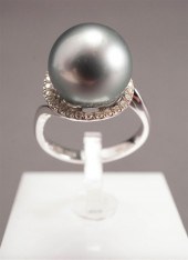 18-KARAT WHITE-GOLD, TAHITIAN