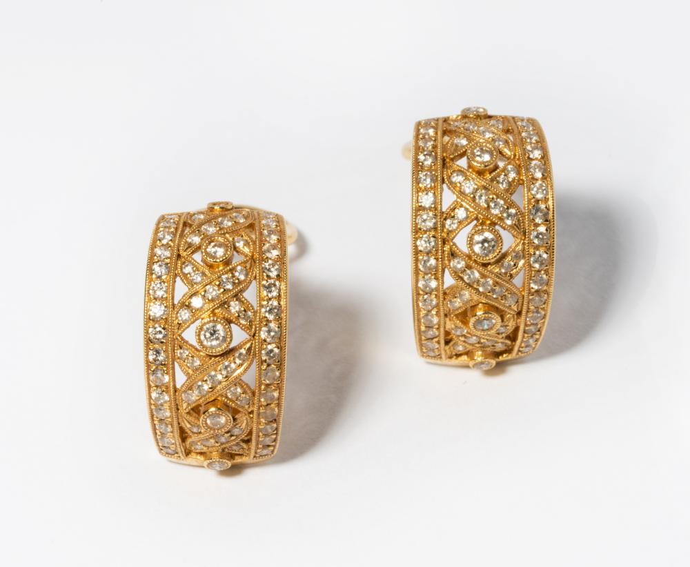 18 KARAT YELLOW GOLD AND DIAMOND