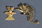 18-KARAT YELLOW-GOLD AND BLACK