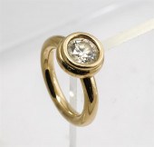 18-KARAT YELLOW-GOLD AND DIAMO