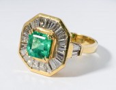 18 KARAT YELLOW GOLD EMERALD A