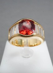 18-KARAT YELLOW-GOLD, GARNET A