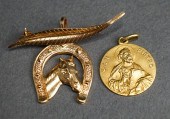 18-KARAT YELLOW-GOLD PENDANT A