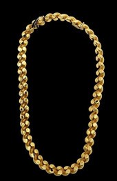 18 KARAT YELLOW GOLD SAN MARCO