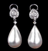 18 KT. GOLD, DIAMOND AND MABE