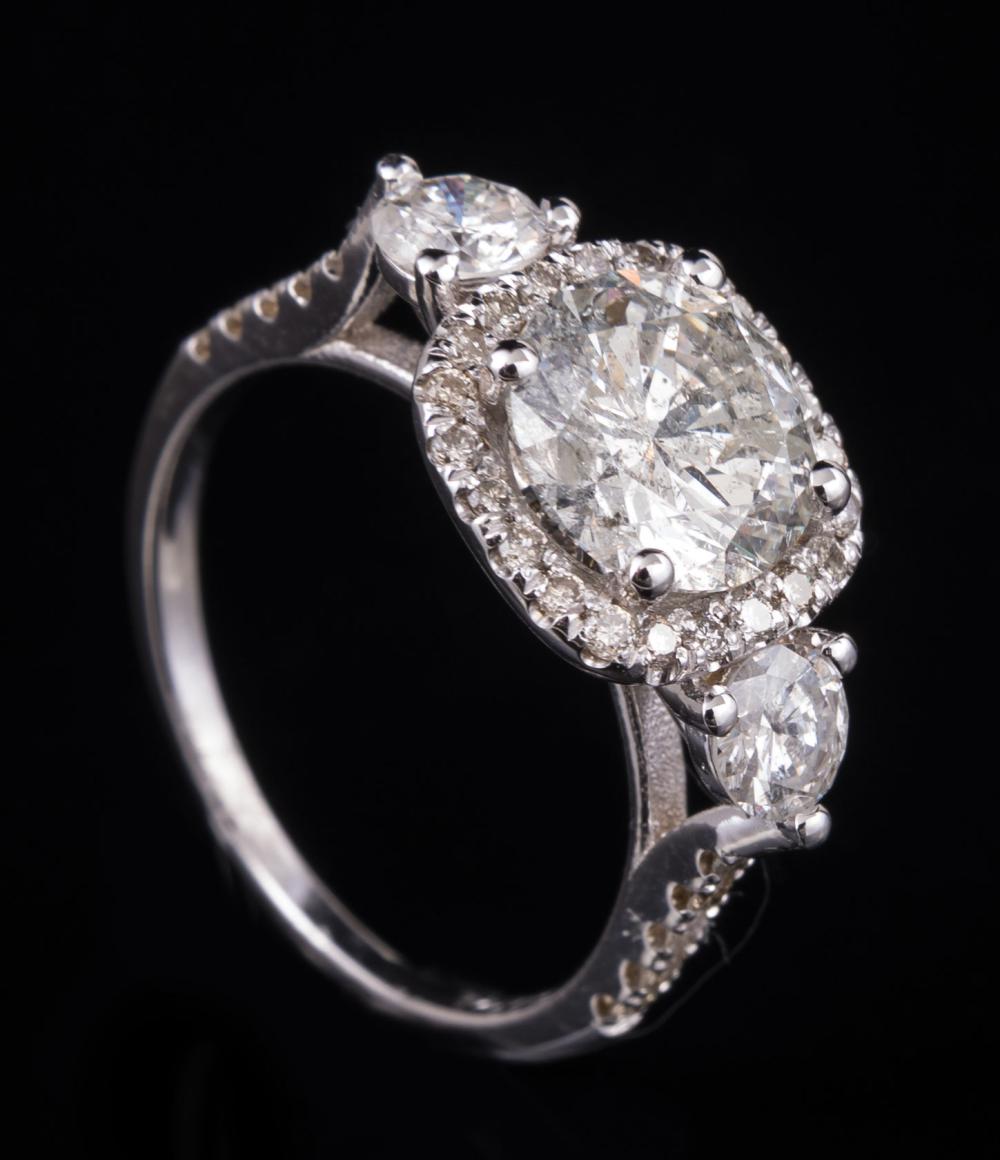 18 KT. WHITE GOLD AND DIAMOND