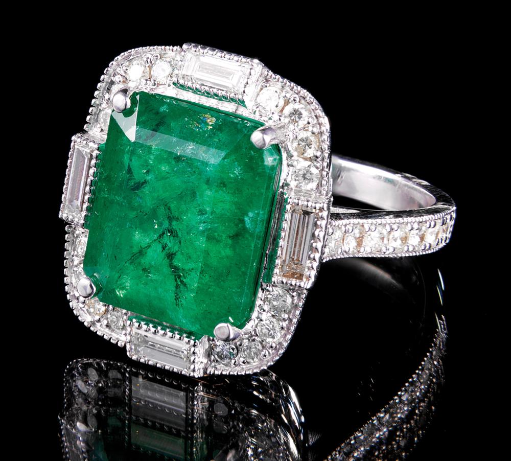 18 KT. WHITE GOLD, DIAMOND, EMERALD