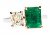 18 KT. WHITE GOLD, EMERALD AND