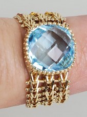 18 KT YELLOW GOLD AND BLUE TOP