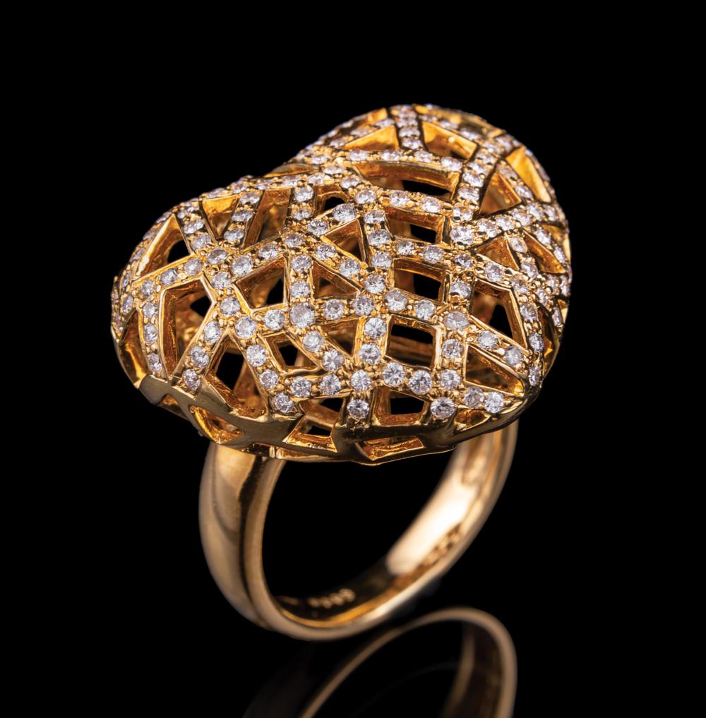 18 KT. YELLOW GOLD AND DIAMOND
