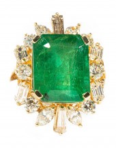18 KT. YELLOW GOLD, EMERALD AN