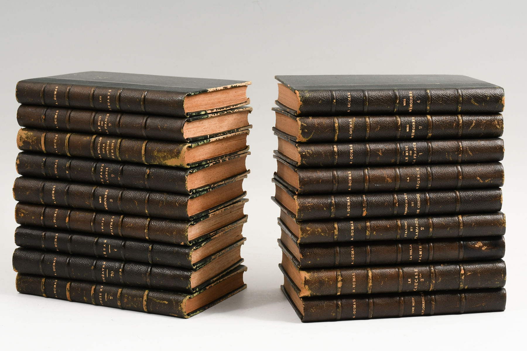 18 PC. LATE 19TH-CENTURY