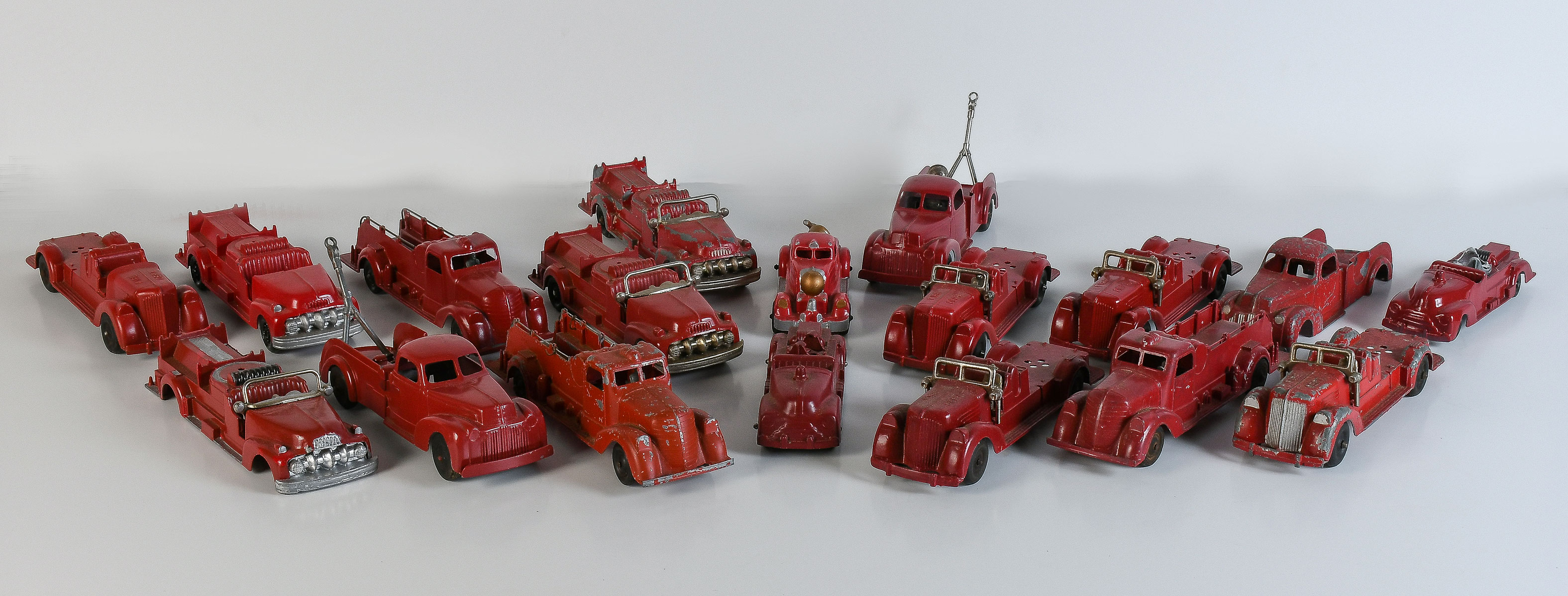 18 PC. RED TRUCK BRIGADE: 18 pc.