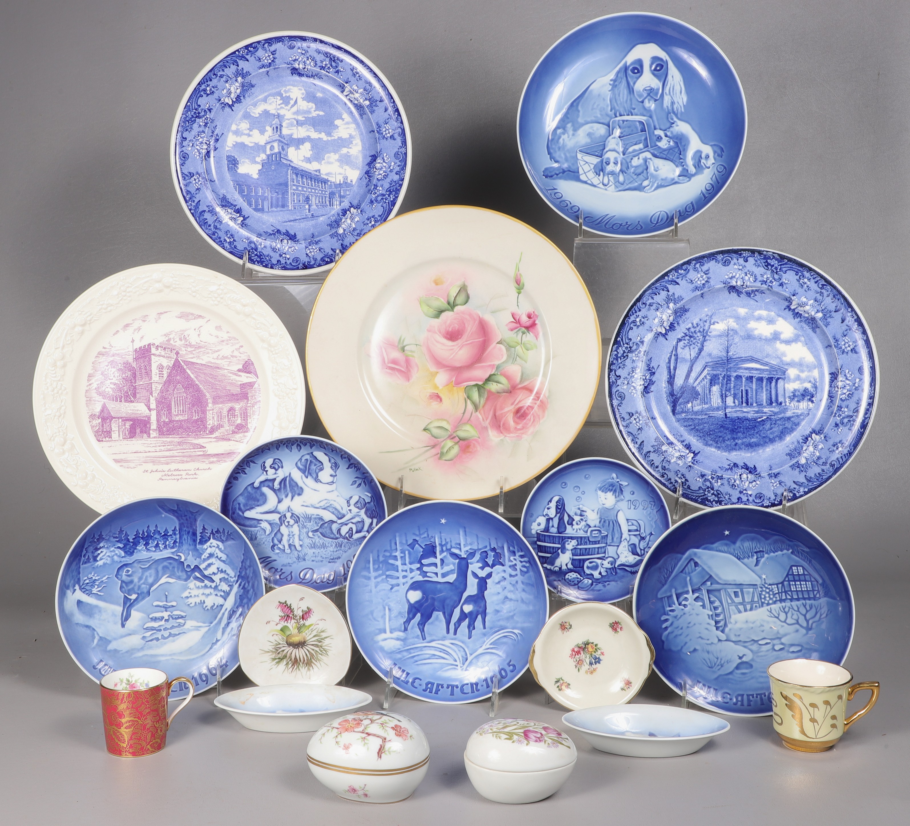 (18) Pcs porcelain, including (3)