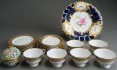 18-PIECE TIRSCHENREUTH PORCELA