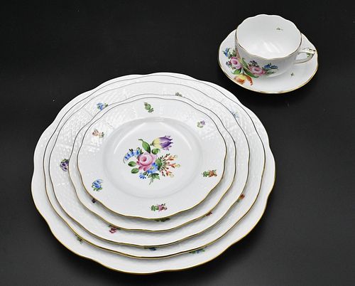 183 PIECE HEREND PRINTEMPS