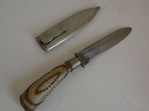 1858 BOWIE KNIFEAntique