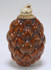 18C CHINESE LACQUERED PINECONE