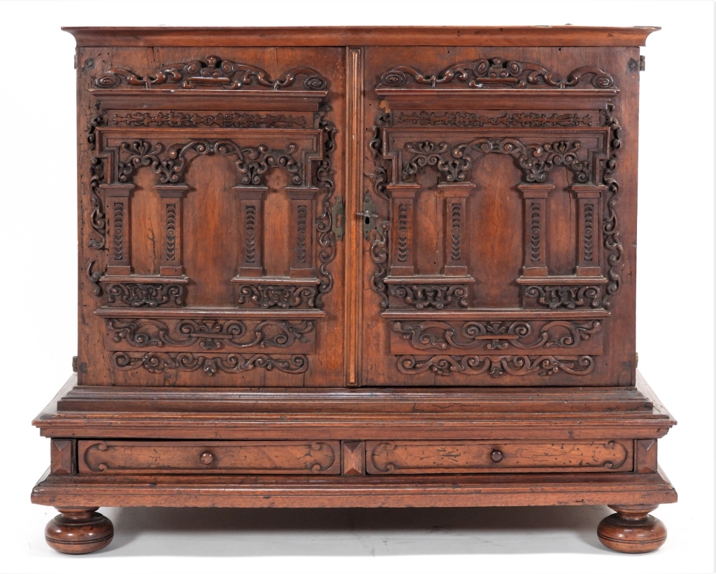 18C. SOUTH GERMAN MARQUETRY PENWORK