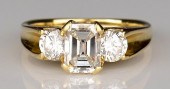 18K 3-STONE DIAMOND RING18K th