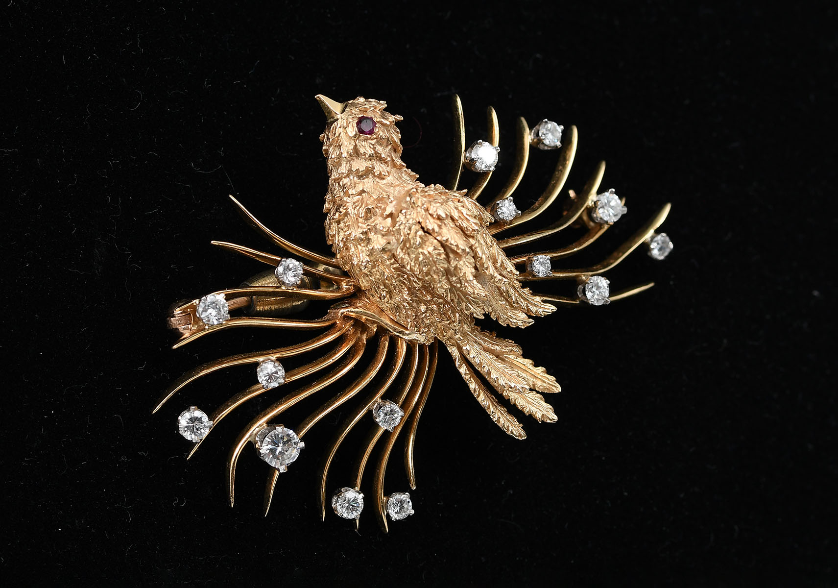 18K .85 CTW DIAMOND BROOCH: 18K