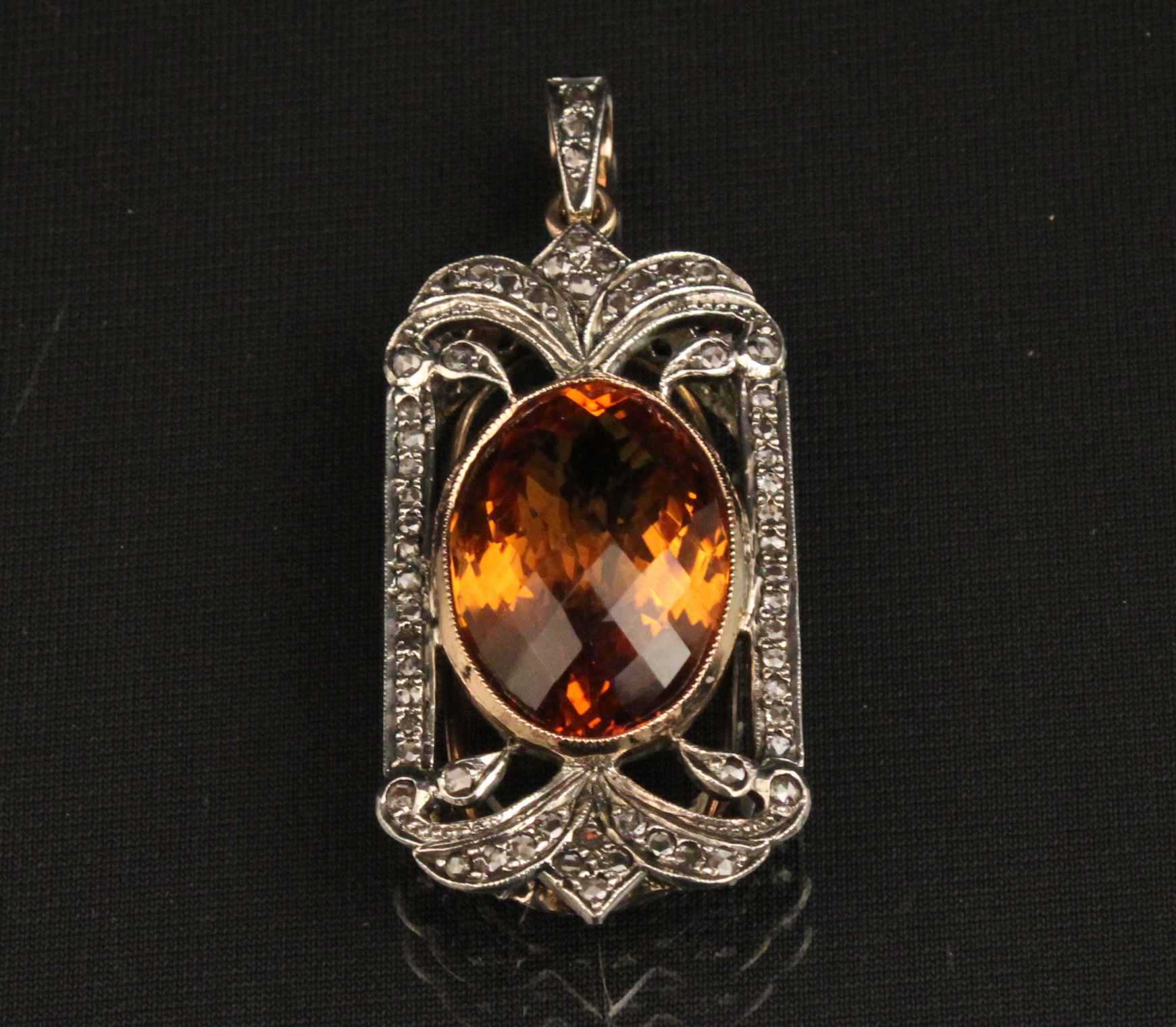 18K CITRINE AND DIAMOND PENDANT 18K