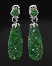 18K diamond and jadeite pendan