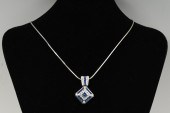 18K DIAMOND & SAPPHIRE PENDANT